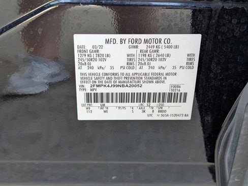 Used 2022 Ford Edge ST-Line w/ Class II Trailer Tow Package AWD/4WD image 36