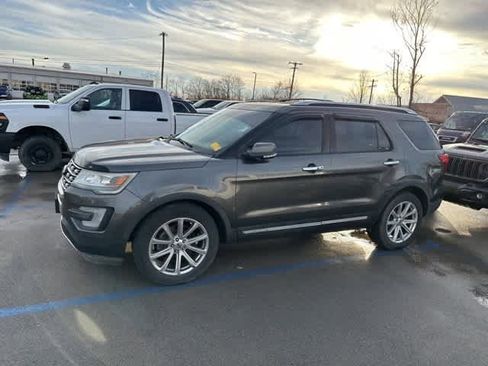 Used 2016 Ford Explorer Limited image 6