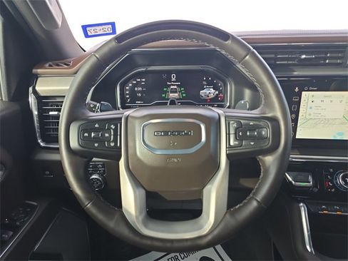 Used 2025 GMC Sierra 1500 Denali w/ Technology Package image 13