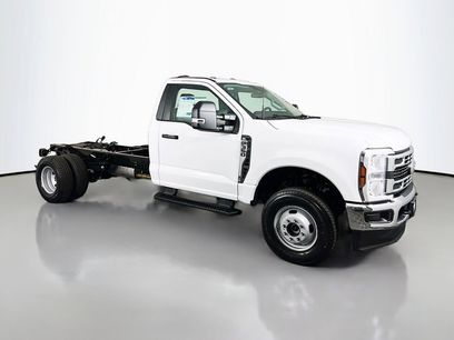 New 2025 Ford F350 XL w/ XL Chrome Package