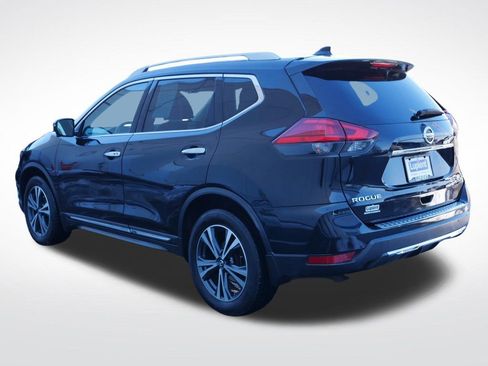 Used 2017 Nissan Rogue SL w/ SL Premium Package image 10