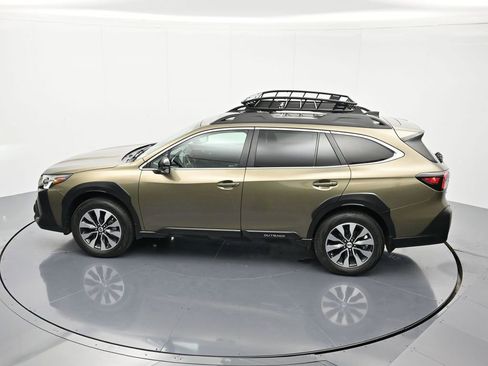 Used 2023 Subaru Outback Limited image 41