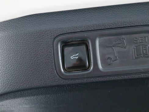 Used 2022 Ford Expedition Max XLT AWD/4WD image 33