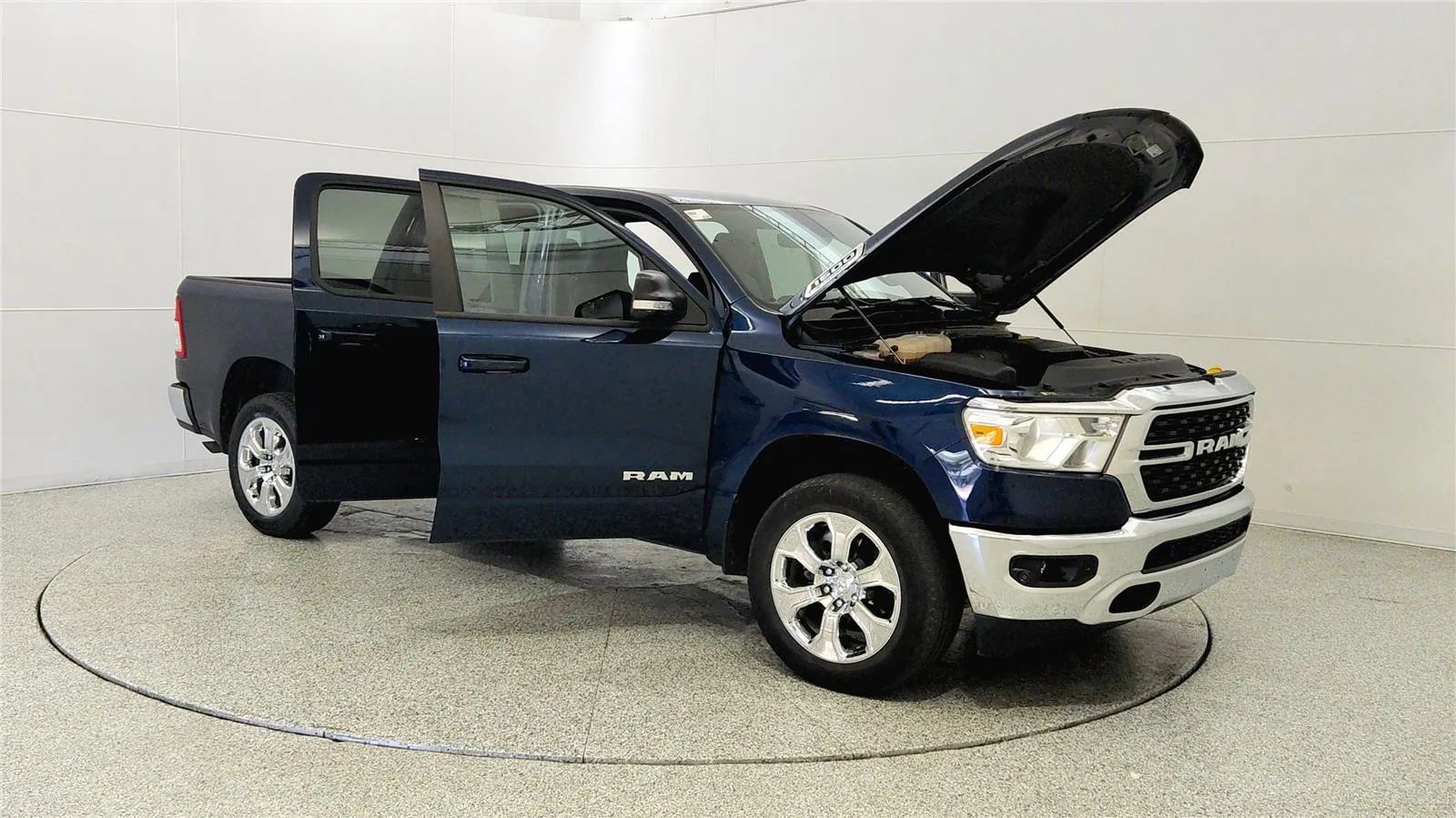 Used 2022 RAM 1500 Big Horn AWD/4WD image 10
