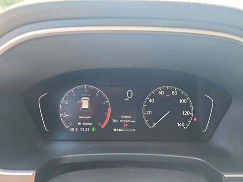 Used 2025 Honda Pilot EX-L image 11