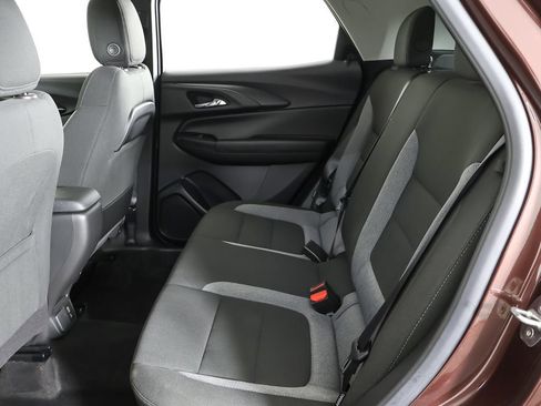 Used 2023 Chevrolet TrailBlazer LT w/ Convenience Package AWD/4WD image 32