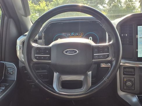 Used 2021 Ford F150 Lariat w/ FX4 Off-Road Package AWD/4WD image 16