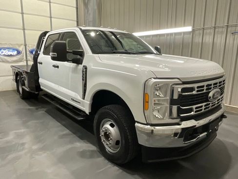 Used 2023 Ford F350 XLT AWD/4WD image 1