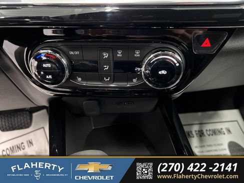 New 2026 Chevrolet Trax RS w/ Driver Confidence Package image 28