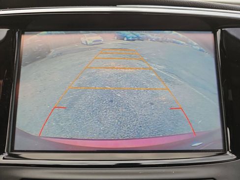 Used 2017 Buick Envision Essence image 30