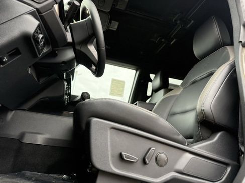 New 2025 Ford Bronco Outer Banks image 13