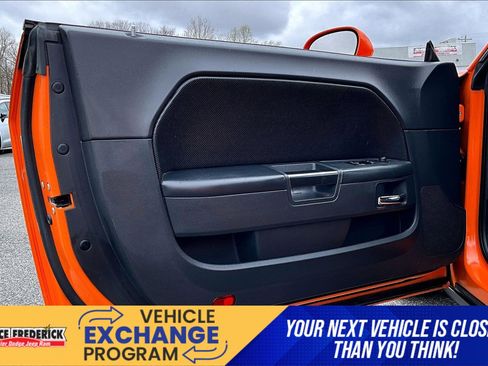 Used 2014 Dodge Challenger SXT Plus RWD image 18