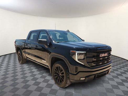 Used 2024 GMC Sierra 1500 Elevation AWD/4WD image 6