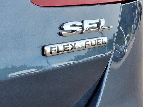 Used 2018 Ford Taurus SEL w/ Equipment Group 201A FWD image 9