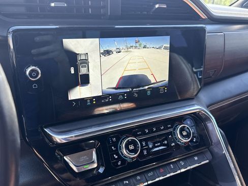 Used 2023 GMC Sierra 1500 Denali Ultimate AWD/4WD image 18
