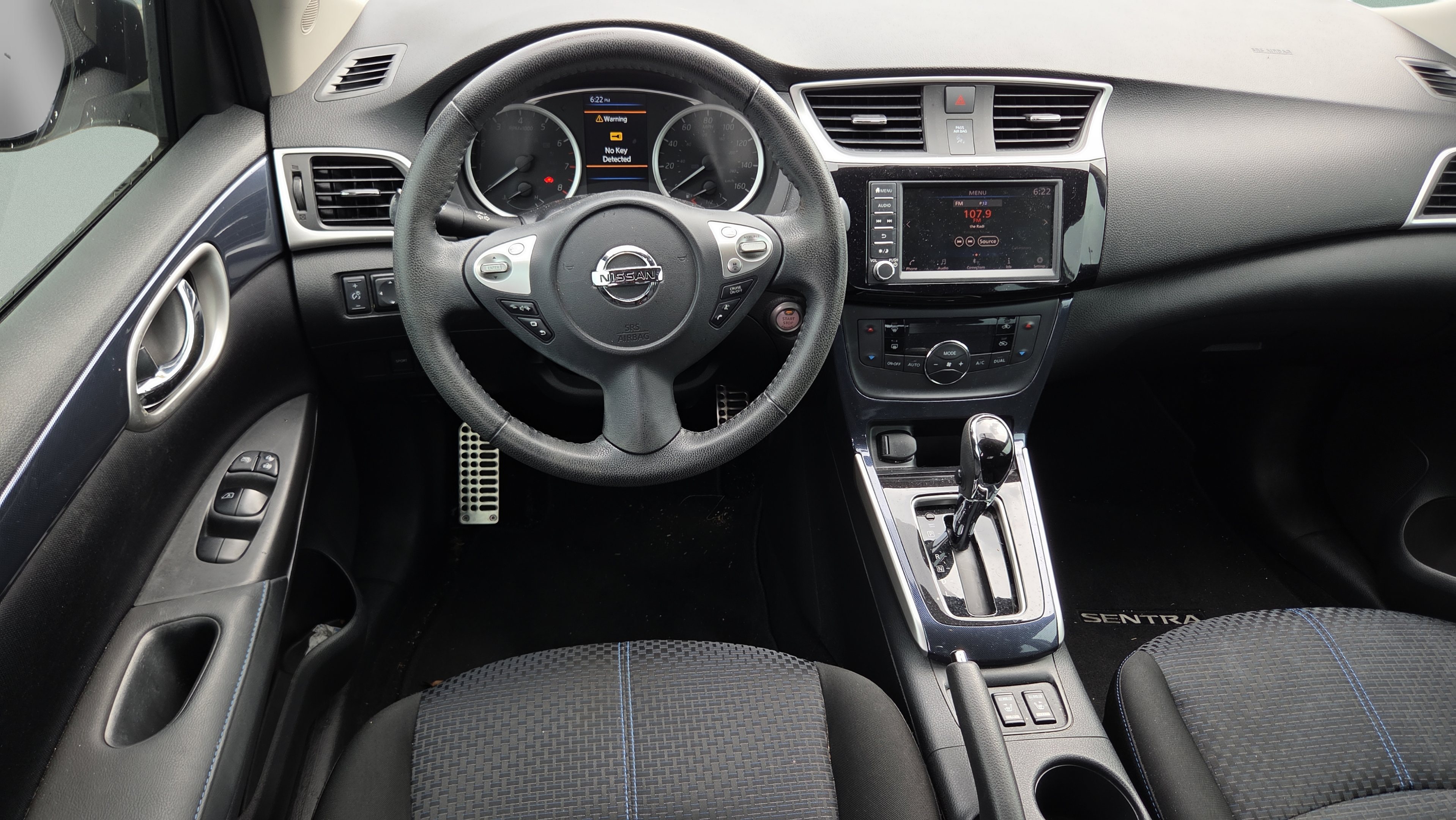 Used 2019 Nissan Sentra SR FWD image 11