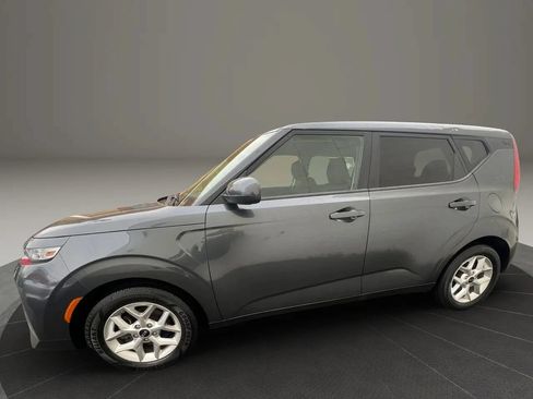 Used 2021 Kia Soul S FWD image 8