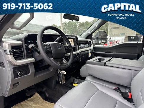 New 2025 Ford F450 XL w/ XL Chrome Package image 20