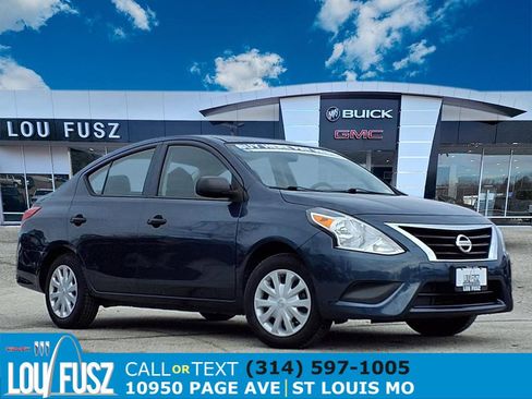 Used 2015 Nissan Versa S image 1