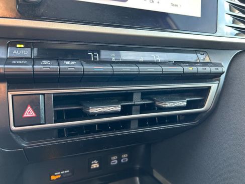 Used 2025 Toyota Camry LE FWD image 29