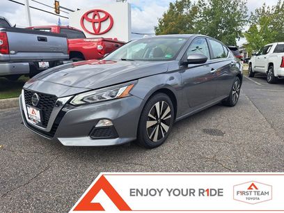 Used 2022 Nissan Altima 2.5 SV