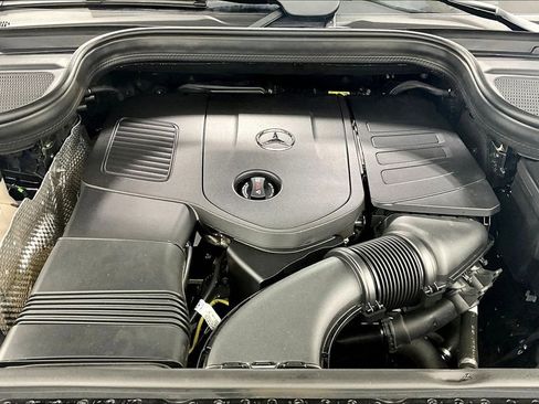 Used 2025 Mercedes-Benz GLE 350 4MATIC image 9