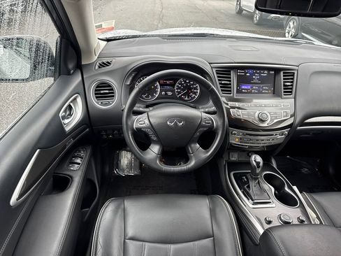 Used 2019 INFINITI QX60 Luxe w/ Essential Package image 24