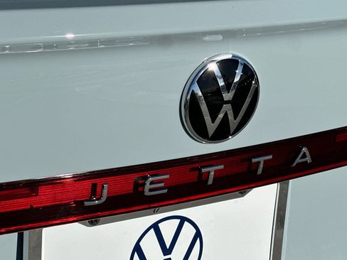 New 2026 Volkswagen Jetta Sport FWD image 7