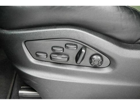 Used 2024 Porsche Cayenne S AWD/4WD image 43