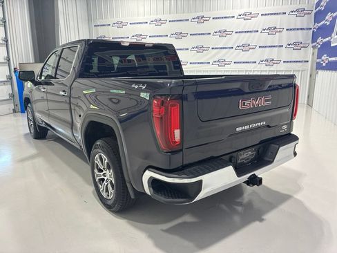 Used 2025 GMC Sierra 1500 SLT AWD/4WD image 4
