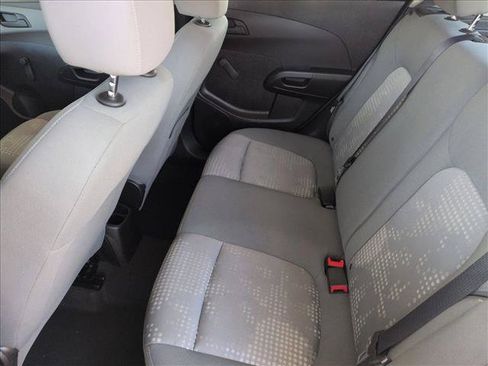 Used 2017 Chevrolet Sonic LT FWD image 15