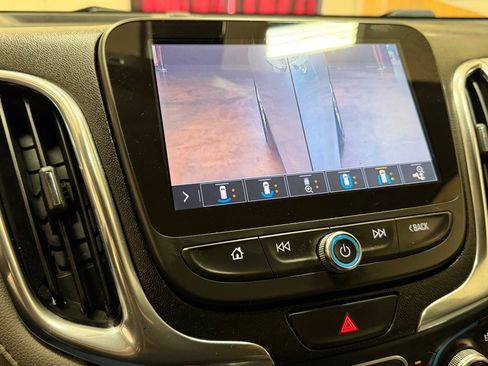 Used 2019 Chevrolet Equinox Premier FWD image 32