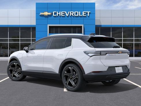 New 2026 Chevrolet Equinox EV LT AWD/4WD image 3