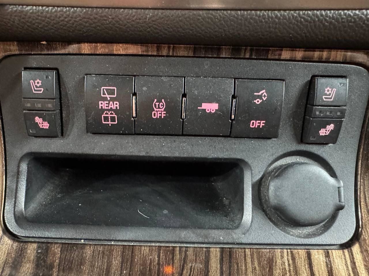 Used 2014 GMC Acadia Denali AWD/4WD image 31