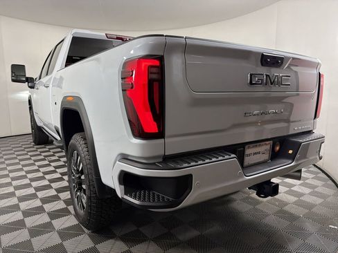 New 2026 GMC Sierra 2500 Denali Ultimate image 4
