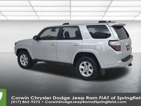 Used 2024 Toyota 4Runner SR5 image 10