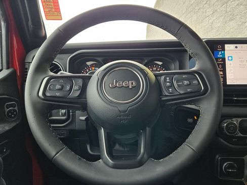 Used 2026 Jeep Gladiator Mojave AWD/4WD image 19