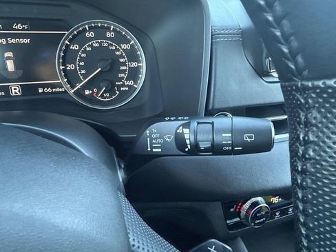 Used 2023 Mitsubishi Outlander SE image 31