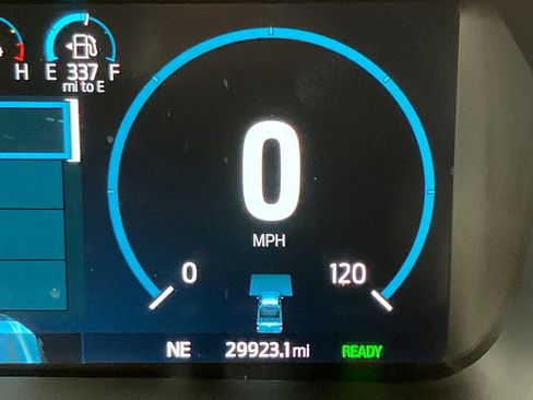 Certified 2023 Ford F150 Lariat w/ Equipment Group 502A High image 22