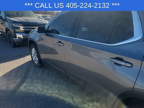 Used 2021 Chevrolet Traverse LT image 7