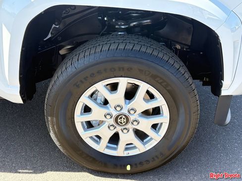 New 2026 Toyota Tacoma SR5 RWD image 10