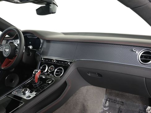 Used 2024 Bentley Continental GT AWD/4WD image 27