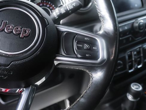 Used 2020 Jeep Wrangler Unlimited Sahara w/ Uconnect 4C Nav & Sound Group image 21