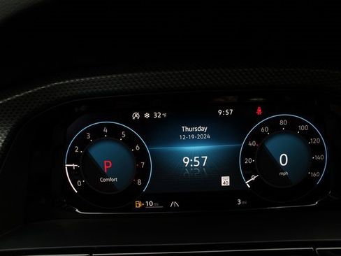 New 2025 Volkswagen Atlas Cross Sport SEL R-Line image 17