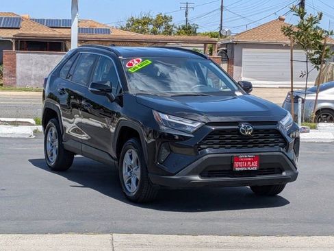 Used 2024 Toyota RAV4 XLE FWD image 3