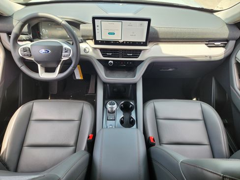 New 2026 Ford Explorer Active w/ Active Comfort Package RWD image 20