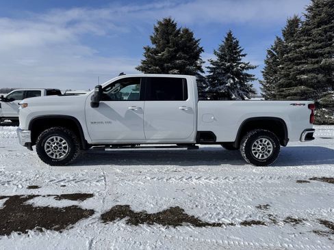 Used 2023 Chevrolet Silverado 2500 LT w/ Fleet Comfort Package AWD/4WD image 5