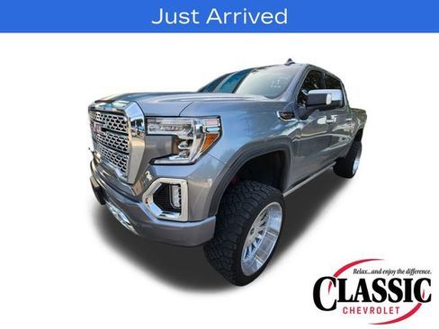 Used 2022 GMC Sierra 1500 Denali w/ Denali Premium Package AWD/4WD image 7