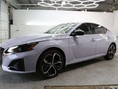 New 2025 Nissan Altima 2.5 SR w/ SR Premium Package