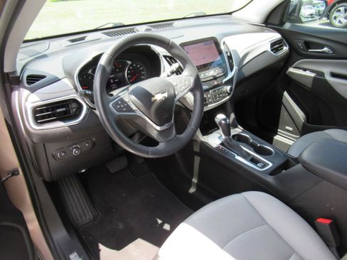 Used 2019 Chevrolet Equinox Premier FWD image 15